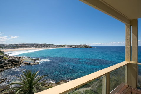 Ultimate Bondi Escape - Tourism TAS 5