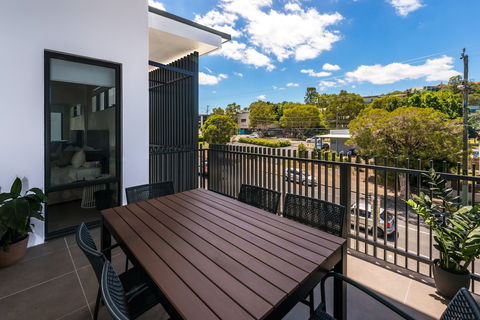 Round About Bulimba - Hobart Tourism 4