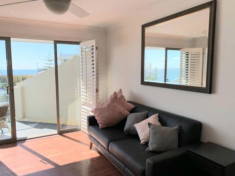 Scarborough Beach Front Resort Shell 13 - Hobart Tourism 5