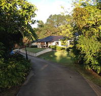 Boambee Retreat - Hobart Tourism