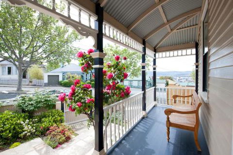 Library House - Tourism TAS 6