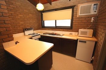 Comfort Inn Goldfields - Hobart Tourism 3