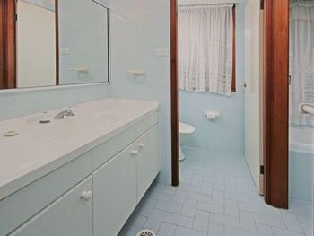 Narrawallee Escape - Tourism TAS 2