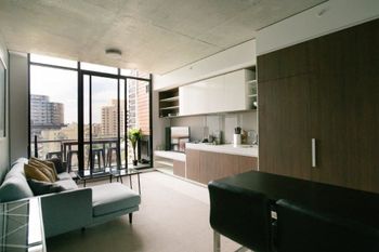 Spacious Apartment Close To Melbourne CBD - Tourism TAS 6