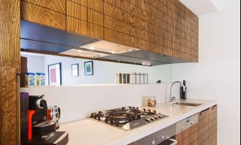 Smart Modern In St. Kilda - Tourism TAS 2