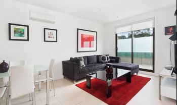 Smart Modern In St. Kilda - Tourism TAS 1