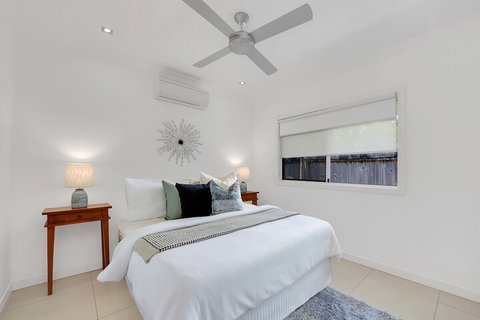 Luxury Home Near Marina - Hobart Tourism 3