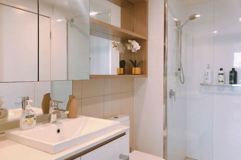 St.Tropez Apartment - Tourism TAS 2