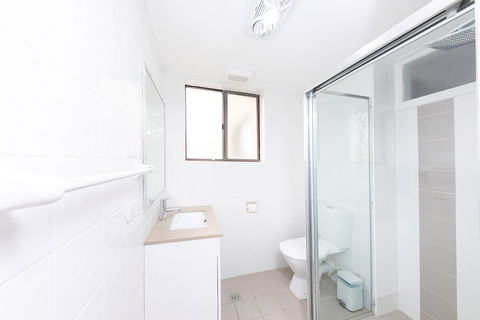Hibiscus Court Unit 4 - Tourism TAS 2