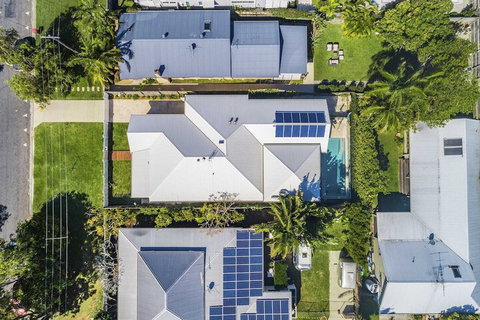 A PERFECT STAY - Stanhope Byron - Hobart Tourism 1