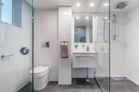 Penthouse On Suttons - Tourism TAS 3