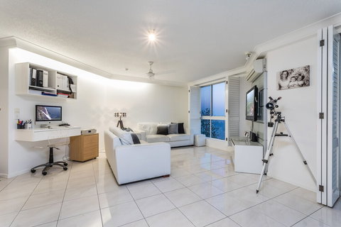 Penthouse On Suttons - Tourism TAS 5