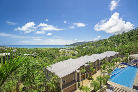 Azure Sea Whitsunday Resort - Hobart Tourism 5