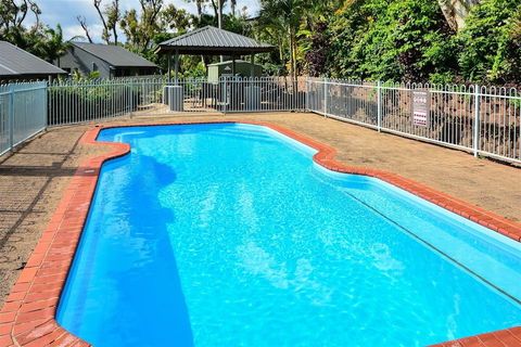 Sunset Waters Apartments - Tourism TAS 1