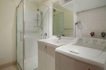 Lawlers 20 - Hobart Tourism 4