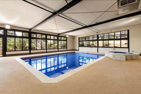 Bellbrae Country Club Surf Coast - Hobart Tourism 1