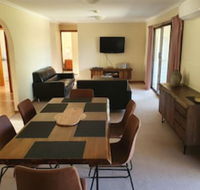 Annies Holiday Units - Tourism TAS