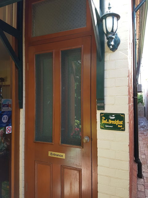 Water Bay Villa Bed And Breakfast - Tourism TAS 2