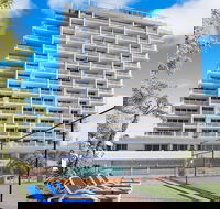 Elouera Tower Beachfront Apartments - Tourism TAS