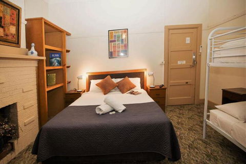 Delatite Hotel - Tourism TAS 7