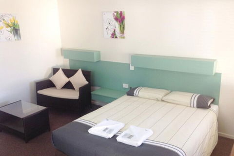 Longreach Motel - Tourism TAS 6