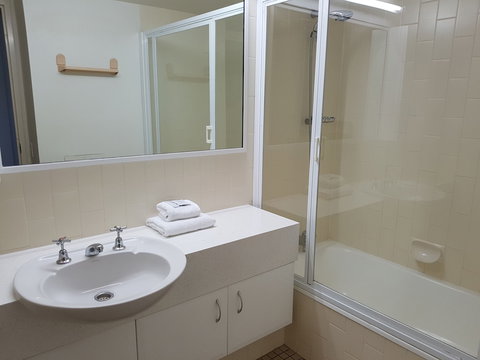 Burgess @ Kings Beach Apartments - Tourism TAS 4