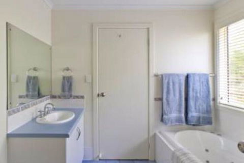 Saltaire Cottages - Tourism TAS 4