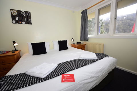 Black Bear Inn - Hobart Tourism 5