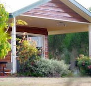 Amamoor Homestead BB and Country Cottages - Hobart Tourism