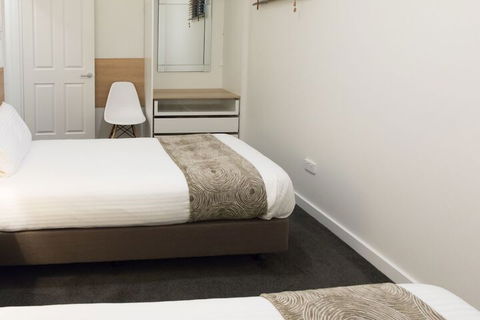 Bay 10 Accommodation - Tourism TAS 7