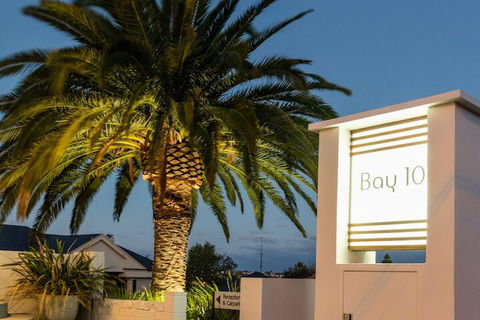 Bay 10 Accommodation - Tourism TAS 1