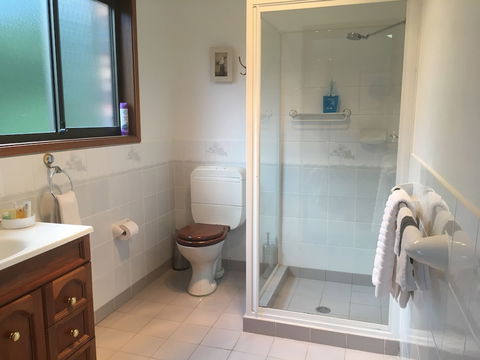 Bed & Breakfast At Kiama - Tourism TAS 5