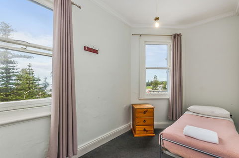 Grand Hotel Kiama - Tourism TAS 3