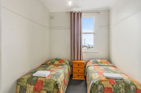 Grand Hotel Kiama - Tourism TAS 4
