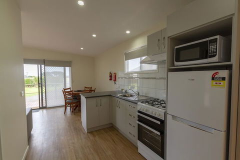Gum Tree Caravan Park - Tourism TAS 7