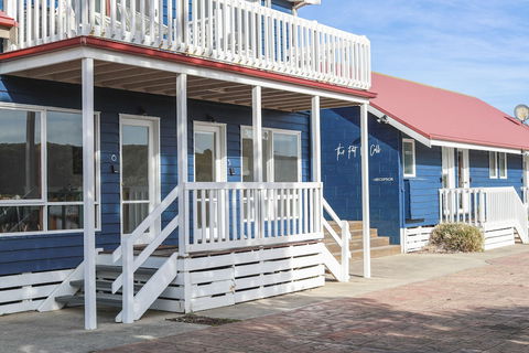 The Port O Call - Hobart Tourism 0