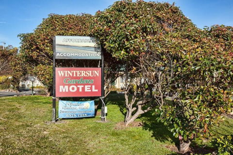 Wintersun Gardens Motel - Tourism TAS 6
