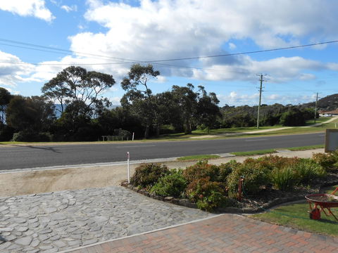 Tidelines Of Bicheno - Hobart Tourism 1