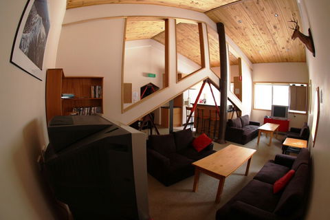 Sugarbush Lodge & Apartments - Tourism TAS 5