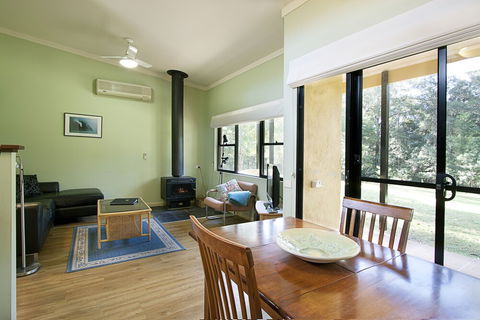 Milton Country Cottages - Tourism TAS 4