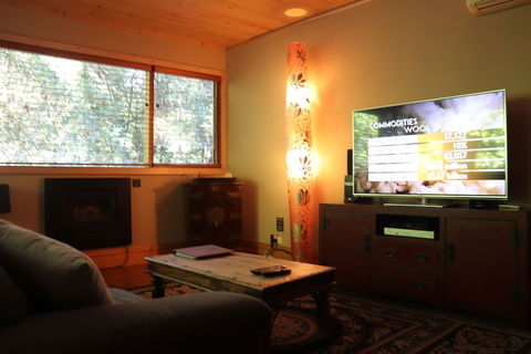 Linden Gardens Rainforest Retreat - Tourism TAS 6