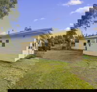 Giants Table and Cottages - Tourism TAS