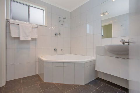 Hamilton Town House Motel - Tourism TAS 2