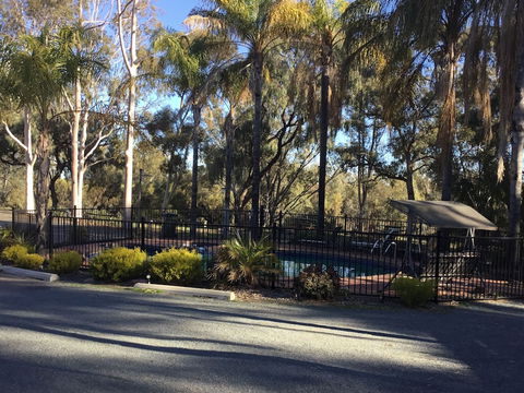 Two Rivers Motel - Tourism TAS 5