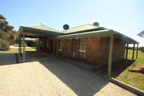 Apollo Bay Cottages - Tourism TAS 1