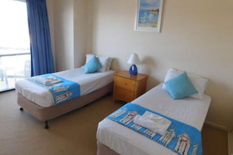 Glenelg Beachside Apartments - Tourism TAS 1