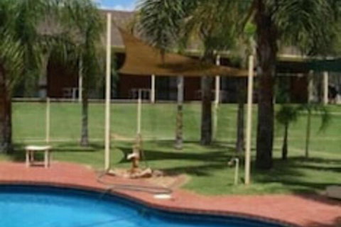 Tocumwal Golf Resort - Tourism TAS 4