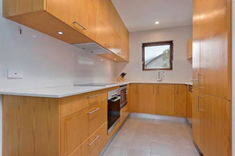 Snow Stream Apartments - Hobart Tourism 3
