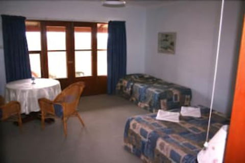 The Vineyard Motel - Tourism TAS 7