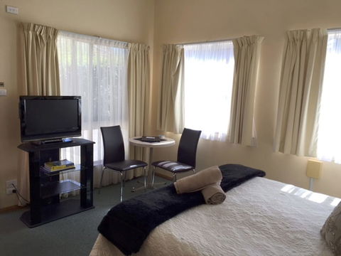 Westwood Motor Inn - Tourism TAS 5